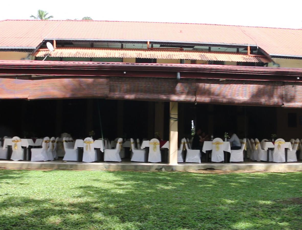 Ratnapura Rest House Hotel Exterior photo